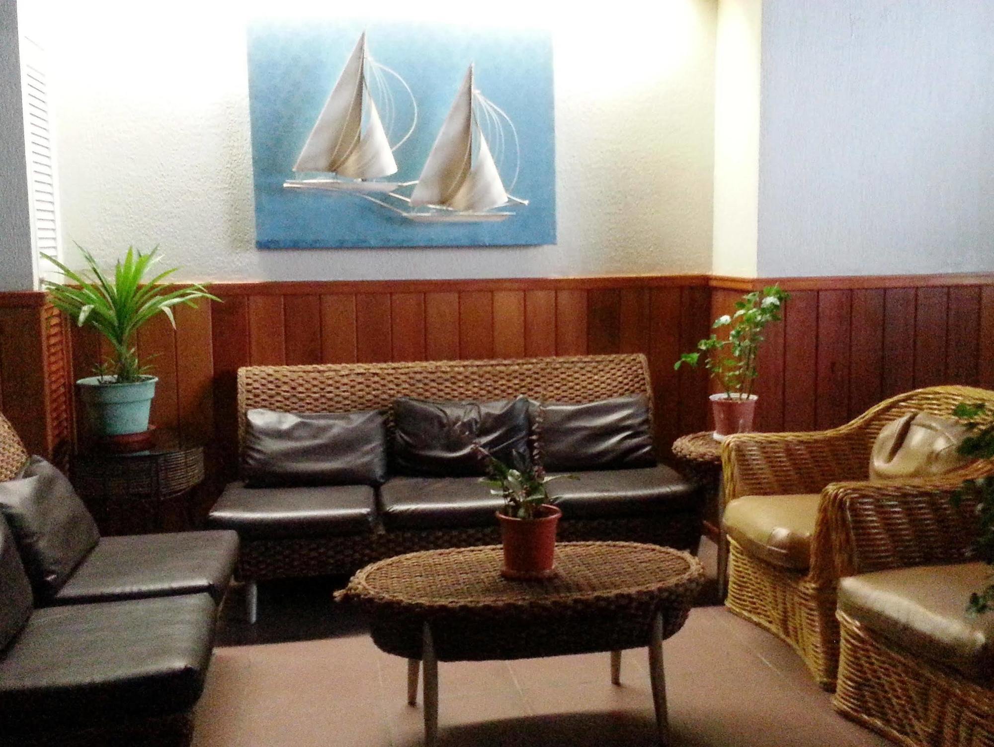 West Plaza By The Sea Hotel Koror Luaran gambar