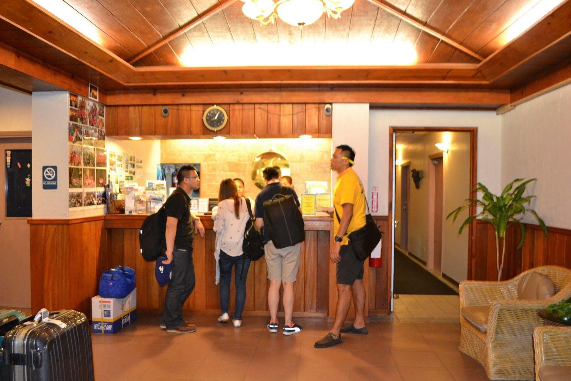 West Plaza By The Sea Hotel Koror Luaran gambar