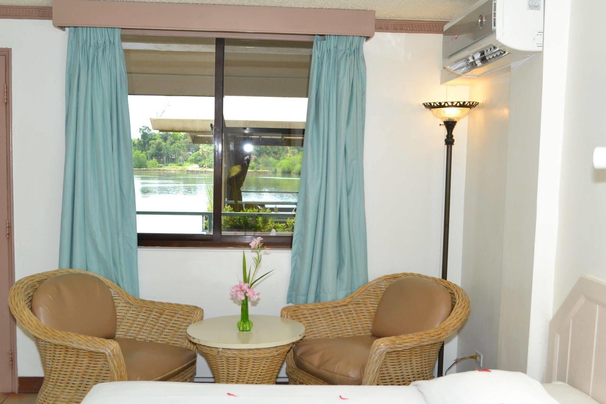 West Plaza By The Sea Hotel Koror Luaran gambar