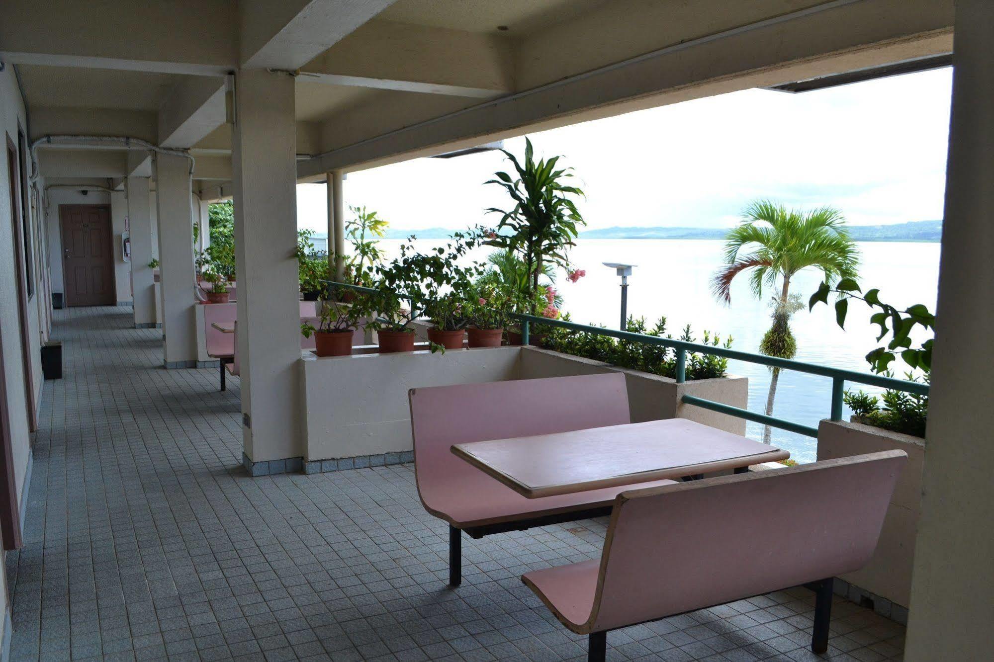 West Plaza By The Sea Hotel Koror Luaran gambar